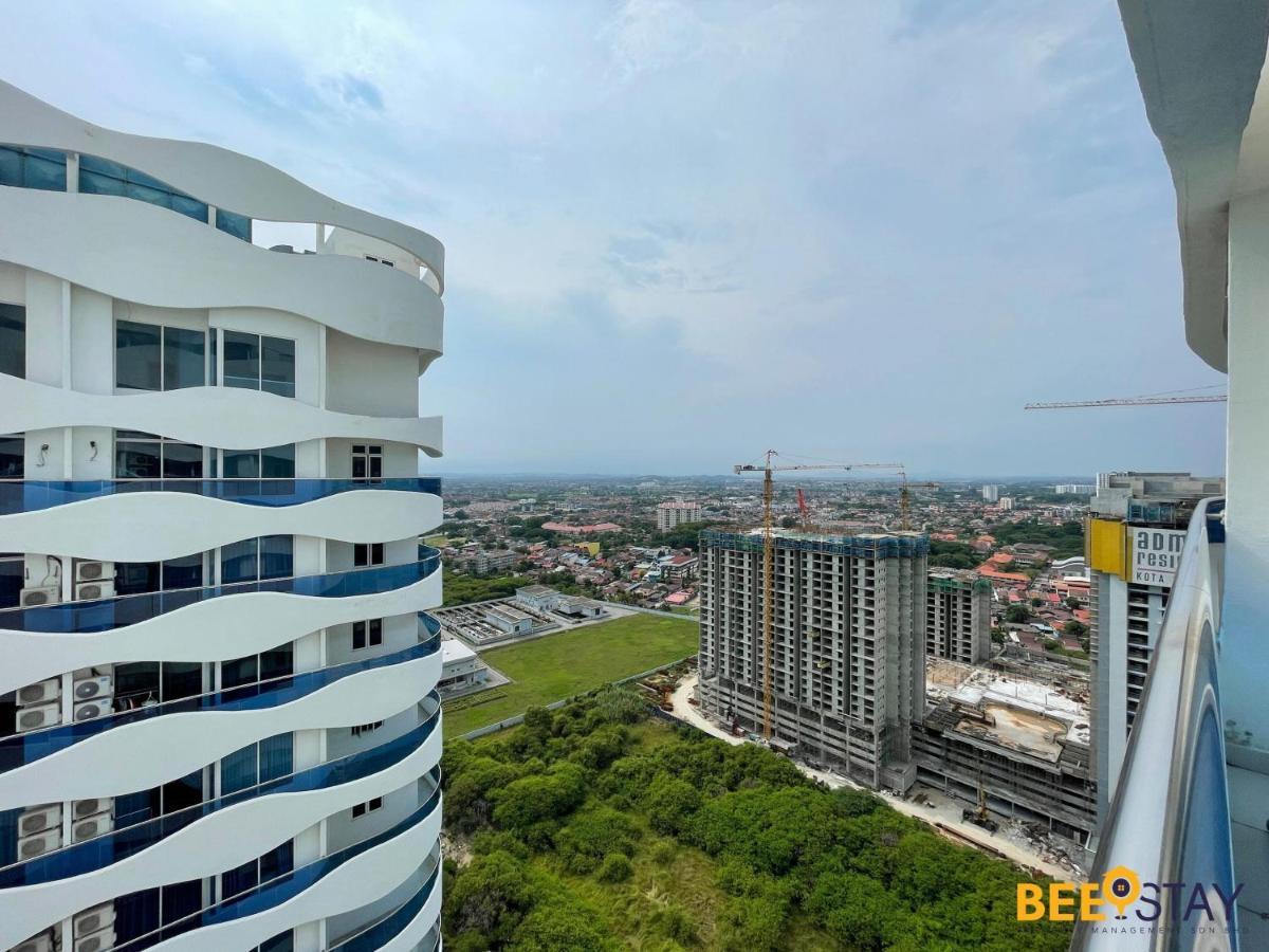 The Wave Suites Melaka Exterior foto
